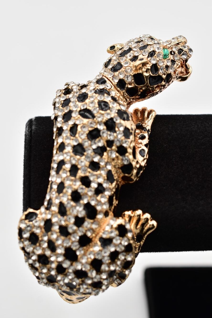 Natasha Rhinestone Leopard Panther Hinged Bangle Bracelet Gold Green NWT Bin7